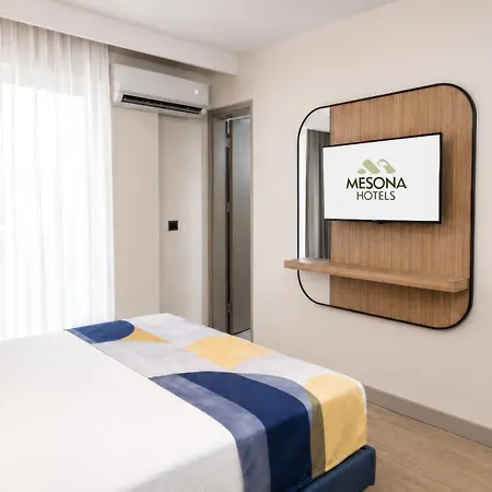 Mesona Blue Hill Hotel 3*