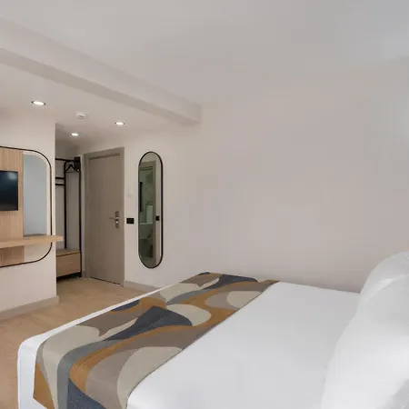 Mesona Blue Hill Otel 3*